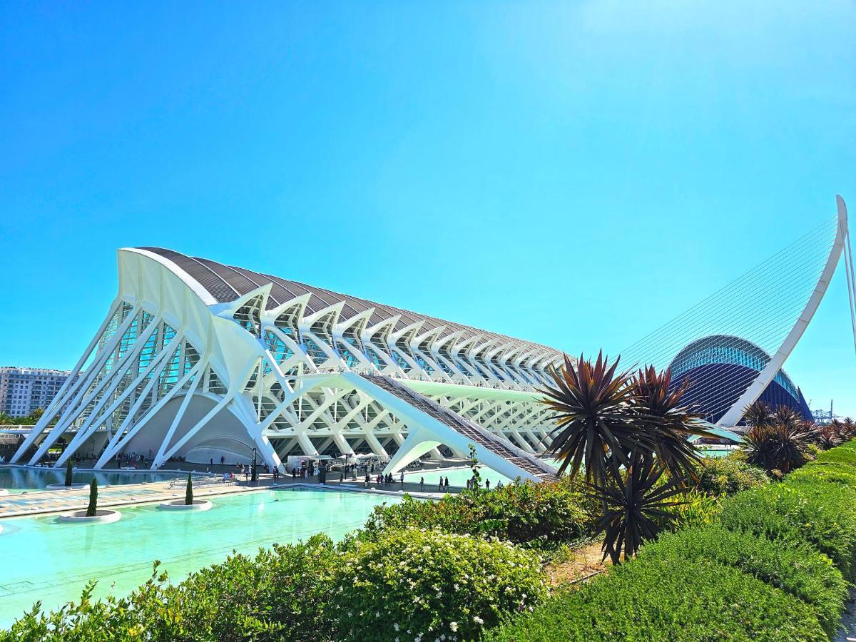 Apartamentos Las Ciencias S Valencia Eksteriør billede